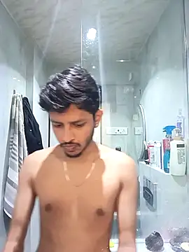 Snapshot of skinnyyyyyyyyy chatting on 10-27-25, 04:49 skinnyyyyyyyyy online show from 10-27-25, 04:49