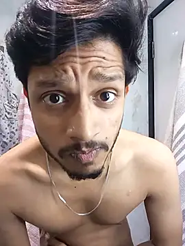 Snapshot of skinnyyyyyyyyy chatting on 11-22-25, 04:44 skinnyyyyyyyyy online show from 11-22-25, 04:44