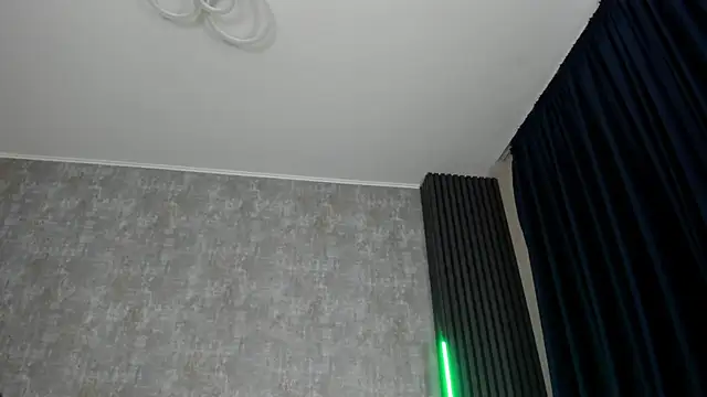 Milla Heart online show from 02-21-25, 06:26