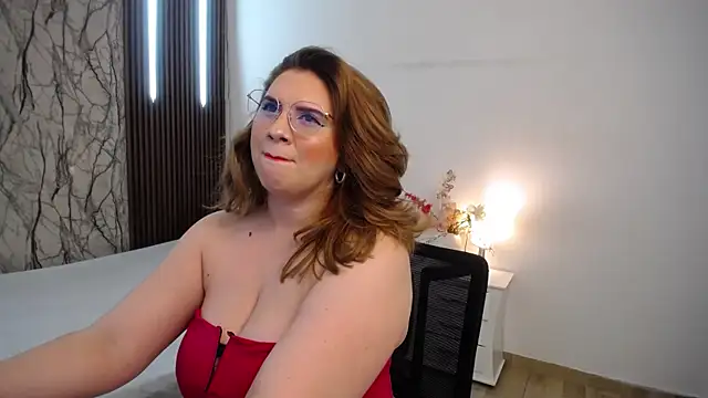 MartinaGuzmann online show from 03-08-25, 01:50