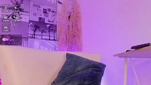 MiaCavallii  online show from 10-11-25, 03:06