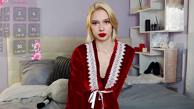 Snapshot of White_Lioness chatting on 12-22-25, 02:14 White Lioness online show from 12-22-25, 02:14