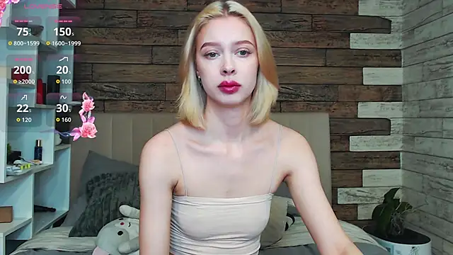 Snapshot of White_Lioness chatting on 04-14-26, 02:12 White Lioness online show from 04-14-26, 02:12