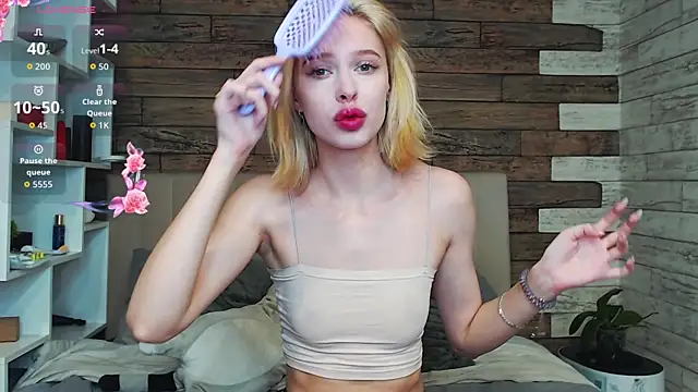 Snapshot of White_Lioness chatting on 04-15-26, 04:25 White Lioness online show from 04-15-26, 04:25