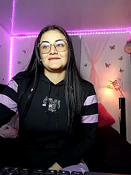 Hanna Kinsley online show from 01-19-25, 07:46