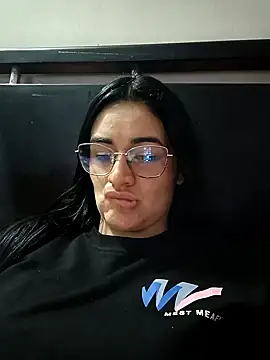 Hanna Kinsley online show from 03-11-25, 03:05