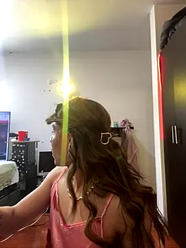 Snapshot of Rouse_Hilton chatting on 10-23-25, 11:14 Rouse Hilton online show from 10-23-25, 11:14