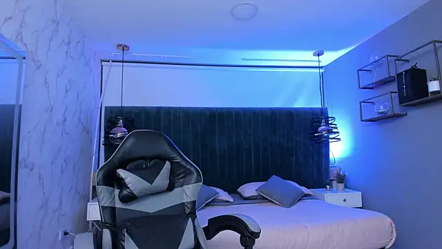 Snapshot of MAGIC_SOFI chatting on 09-18-25, 07:49 MAGIC SOFI online show from 09-18-25, 07:49