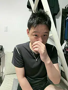 Snapshot of tuki_fu chatting on 05-05-26, 11:51 tuki fu online show from 05-05-26, 11:51