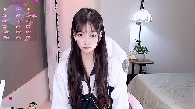 Snapshot of Xiaomi-Angela chatting on 06-23-26, 02:15 Xiaomi-Angela online show from 06-23-26, 02:15