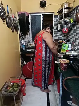 monaa online show from 06-19-26, 03:05