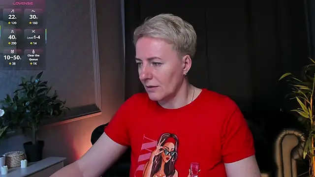 Nika Smit online show from 04-25-26, 05:10