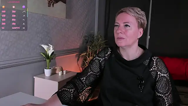Snapshot of Nika_Smit chatting on 06-20-26, 05:10 Nika Smit online show from 06-20-26, 05:10