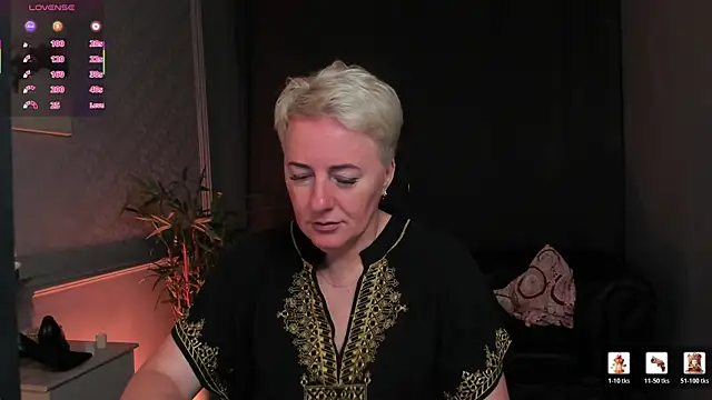 Snapshot of Nika_Smit chatting on 07-04-26, 05:13 Nika Smit online show from 07-04-26, 05:13