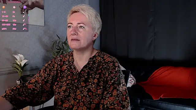Snapshot of Nika_Smit chatting on 08-01-26, 05:18 Nika Smit online show from 08-01-26, 05:18
