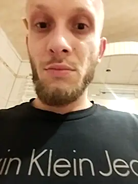 hoot denis28 online show from 12-21-24, 08:28