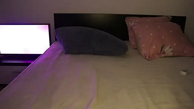 IvyKaelani online show from 04-24-26, 11:34