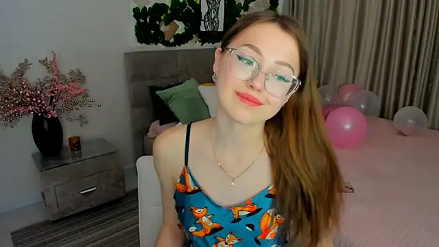 SereneFlame online show from 02-18-25, 07:30