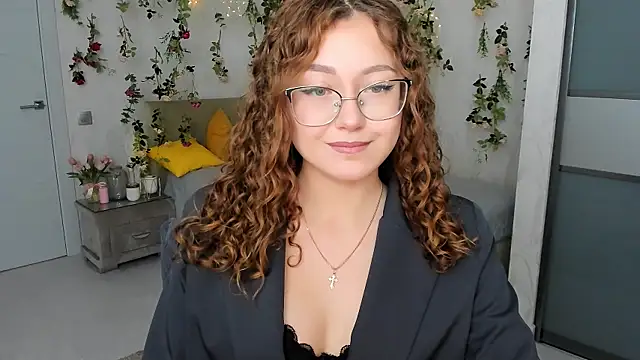 SereneFlame online show from 10-19-25, 04:07