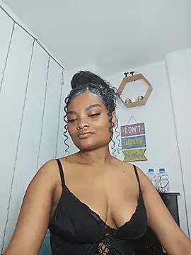 gianna smith online show from 07-11-26, 02:47