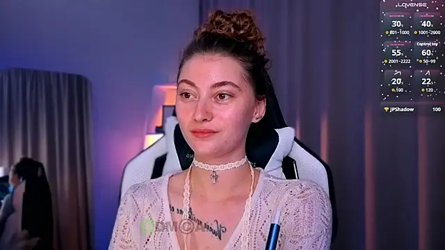 lady curls online show from 09-19-25, 07:14