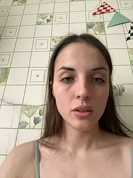 Snapshot of AmiLavs chatting on 12-29-24, 10:56 AmiLavs online show from 12-29-24, 10:56