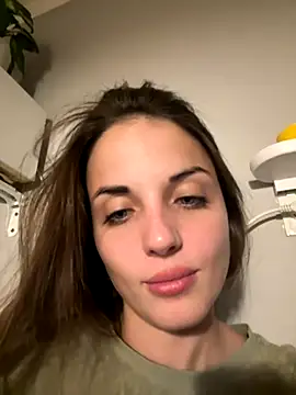 Snapshot of AmiLavs chatting on 09-13-25, 08:19 AmiLavs online show from 09-13-25, 08:19