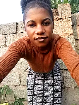 Yourlittlegirl19 online show from 12-14-24, 04:23