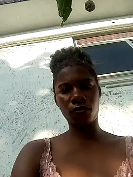 Yourlittlegirl19 online show from 12-17-24, 05:18