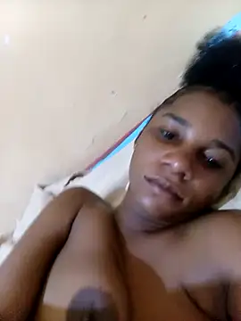 Yourlittlegirl19 online show from 02-13-25, 07:10