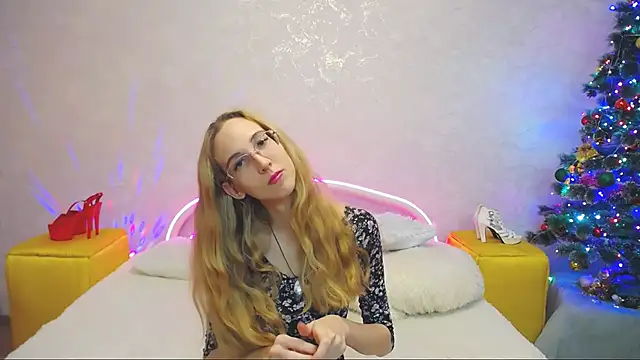 KlaryBrait online show from 12-21-24, 12:38