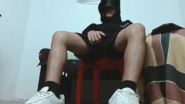 Macho Dom online show from 04-06-26, 08:48