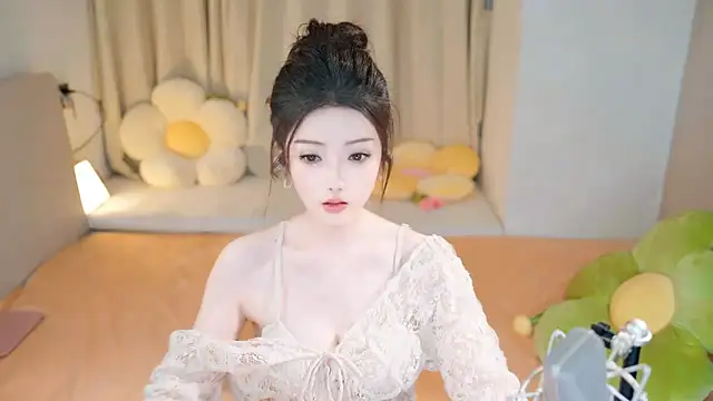 Eimile online show from 12-09-24, 02:49