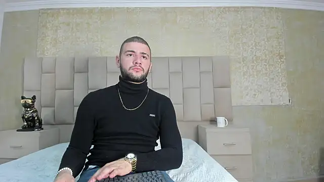 Snapshot of MaximusDick1_ chatting on 10-07-25, 04:20 MaximusDick1 online show from 10-07-25, 04:20