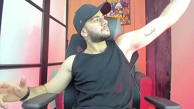 MaximusDick1  online show from 02-10-26, 12:09