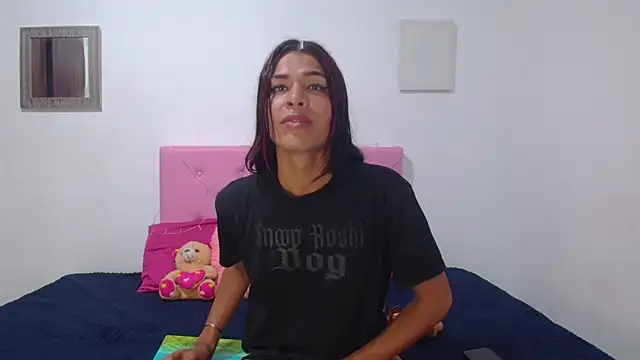 Snapshot of issa_kitty chatting on 03-07-25, 03:51 issa kitty online show from 03-07-25, 03:51