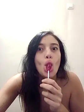 Snapshot of Virgin_Pussy_Love chatting on 12-13-25, 08:58 Virgin Pussy Love online show from 12-13-25, 08:58