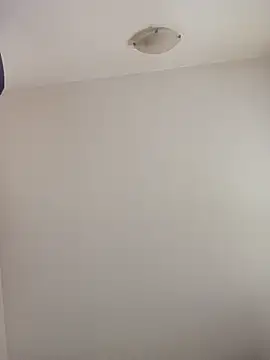 Snapshot of Virgin_Pussy_Love chatting on 12-18-25, 01:17 Virgin Pussy Love online show from 12-18-25, 01:17