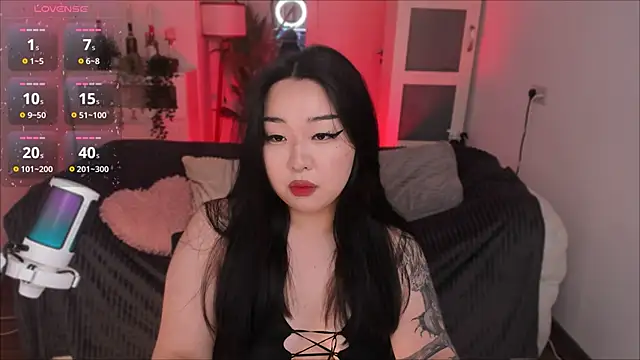 Snapshot of mei_honey_ chatting on 09-19-25, 09:59 mei honey online show from 09-19-25, 09:59