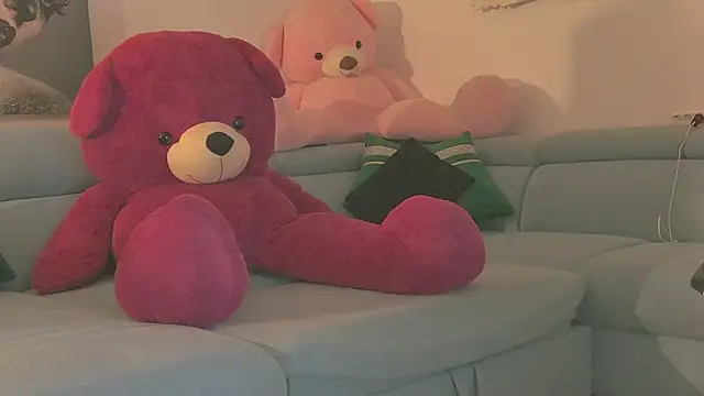 Snapshot of EvelynAisha chatting on 05-31-26, 06:09 EvelynAisha online show from 05-31-26, 06:09