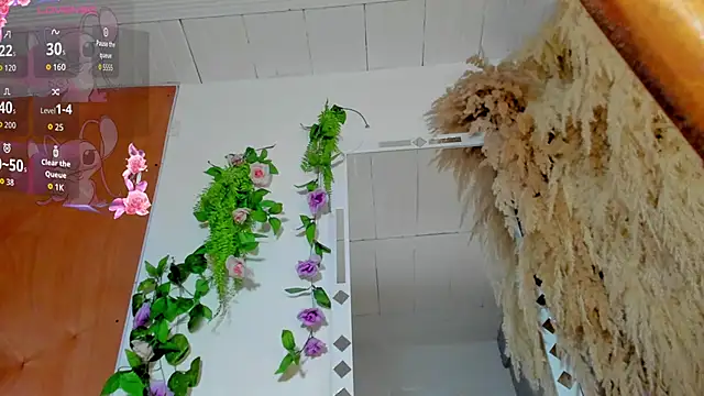 adhara hotter online show from 10-17-25, 07:27