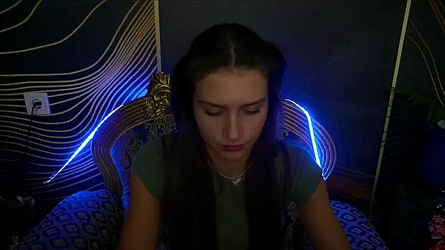 Snapshot of ValeryRoyale chatting on 12-10-24, 05:33 ValeryRoyale online show from 12-10-24, 05:33