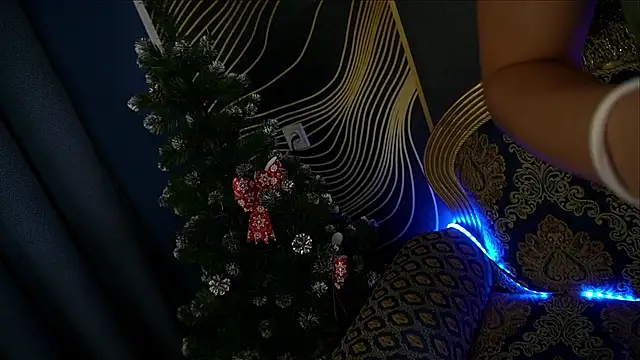 Snapshot of ValeryRoyale chatting on 01-04-25, 12:05 ValeryRoyale online show from 01-04-25, 12:05