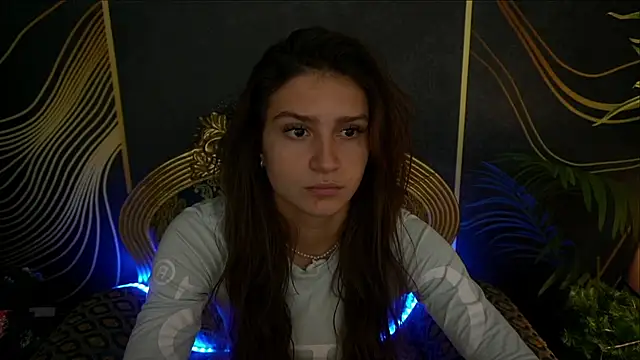 Snapshot of ValeryRoyale chatting on 01-08-25, 02:25 ValeryRoyale online show from 01-08-25, 02:25