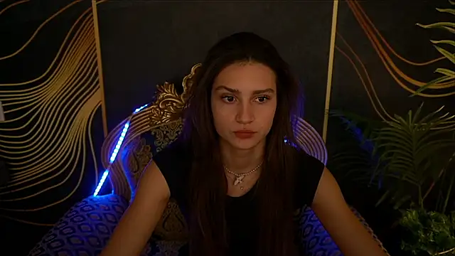 Snapshot of ValeryRoyale chatting on 01-29-25, 02:10 ValeryRoyale online show from 01-29-25, 02:10