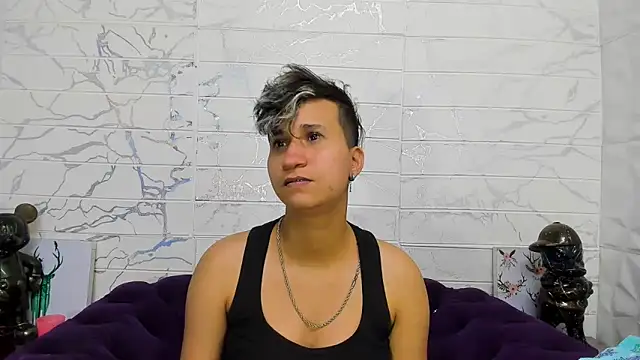 Im Milan Rs online show from 02-18-25, 06:37