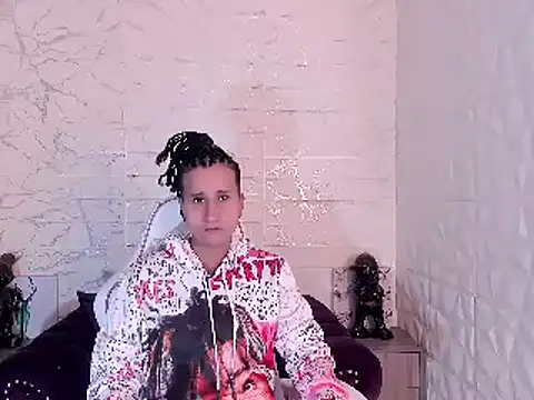 Im Milan Rs online show from 02-28-25, 07:56