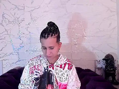 Im Milan Rs online show from 03-01-25, 10:24