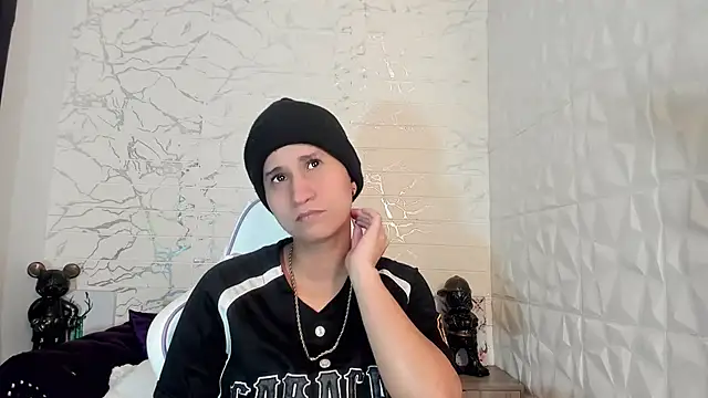 Im Milan Rs online show from 03-10-25, 03:23