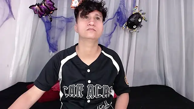 Im Milan Rs online show from 10-16-25, 04:13